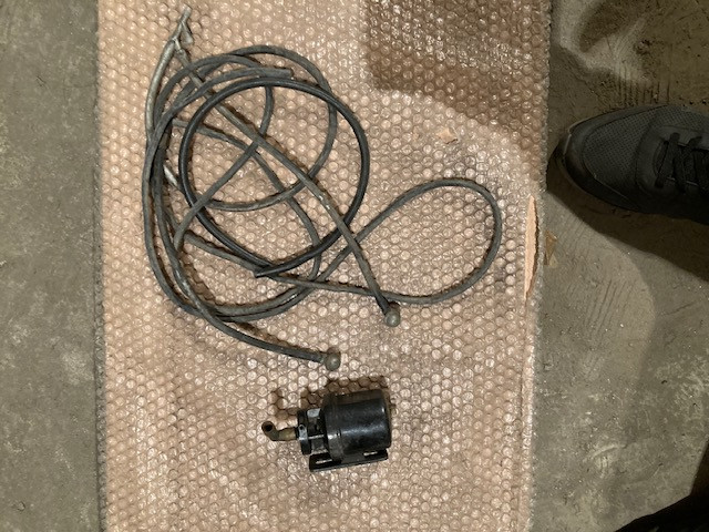 pump  & injectors  for wiper.jpeg